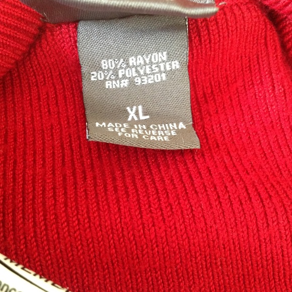 RED DRESS - APPLE CHERRY RED SWEATER DRESS - Picture 4 of 5